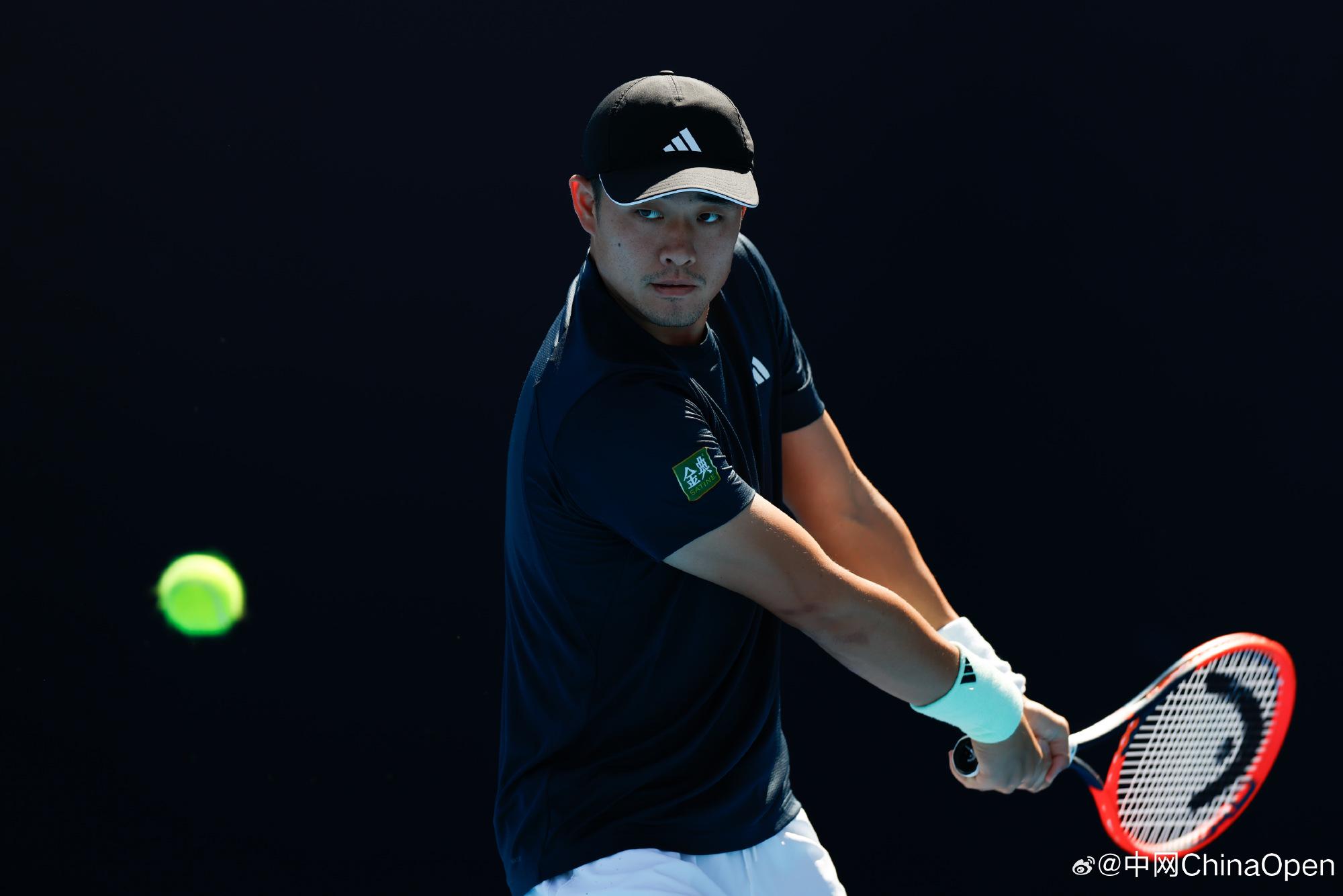 缠斗到第五, 作为第一位, 表现优异 缠斗到第五, 作为第一位, 表现优异