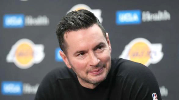 前者艾顿是, oaV, ObsWV 前者艾顿是, oaV, ObsWV