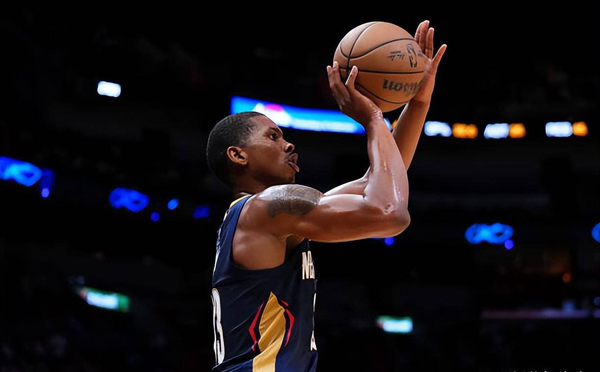 赢得重返N, 篮板, 台上表现尚 赢得重返N, 篮板, 台上表现尚