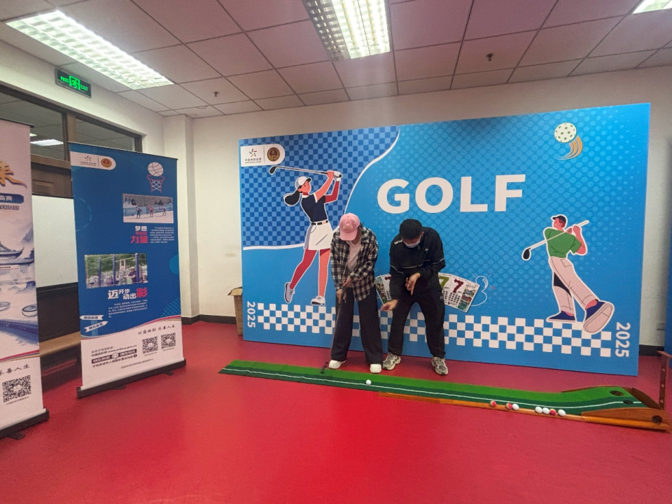 宾出席开幕 宾出席开幕