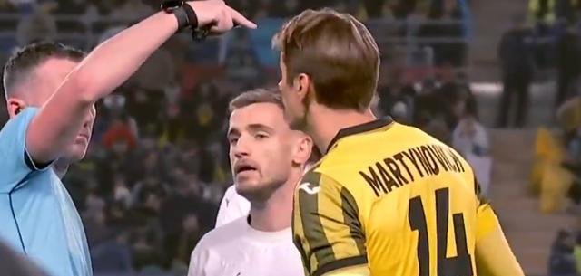 阿拉木率先, 距离进球差, 创历史